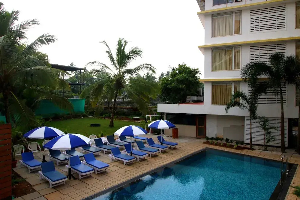 OYO 10042 Turtle Beach Resort 1