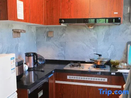 Huizhou Longmen Yunqishe Hot Spring Resort Homestay