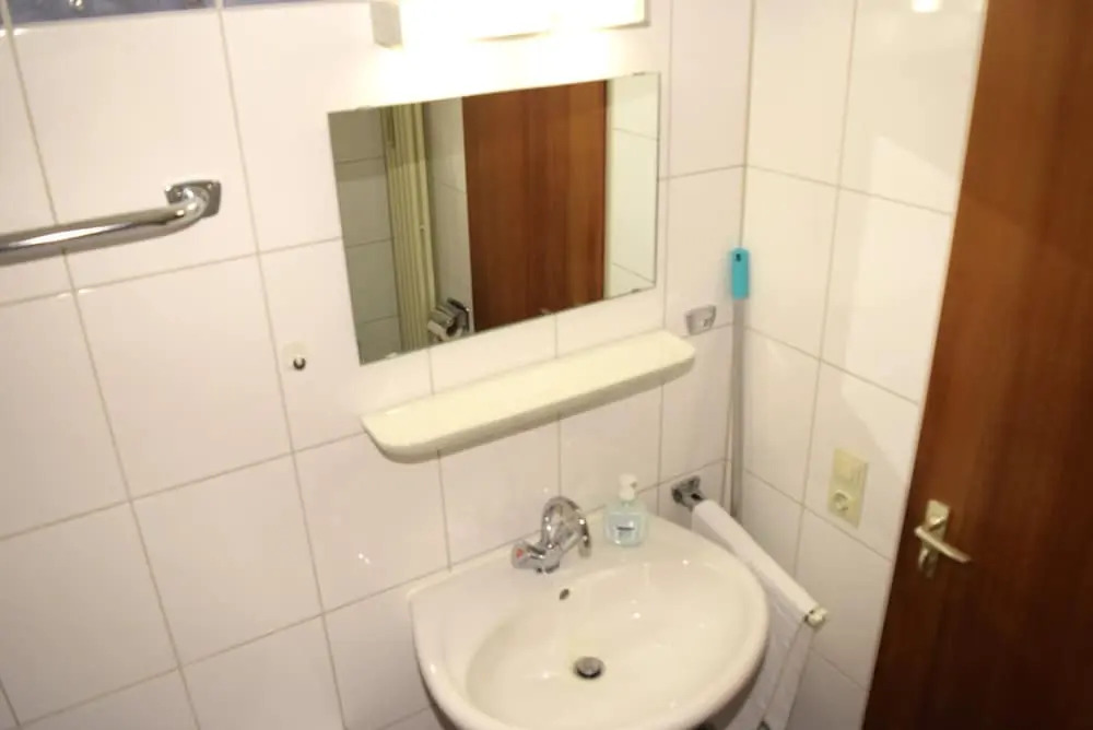 AB Apartment 79