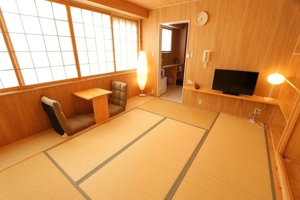 Sakuragawa No Kinkaku Apartment