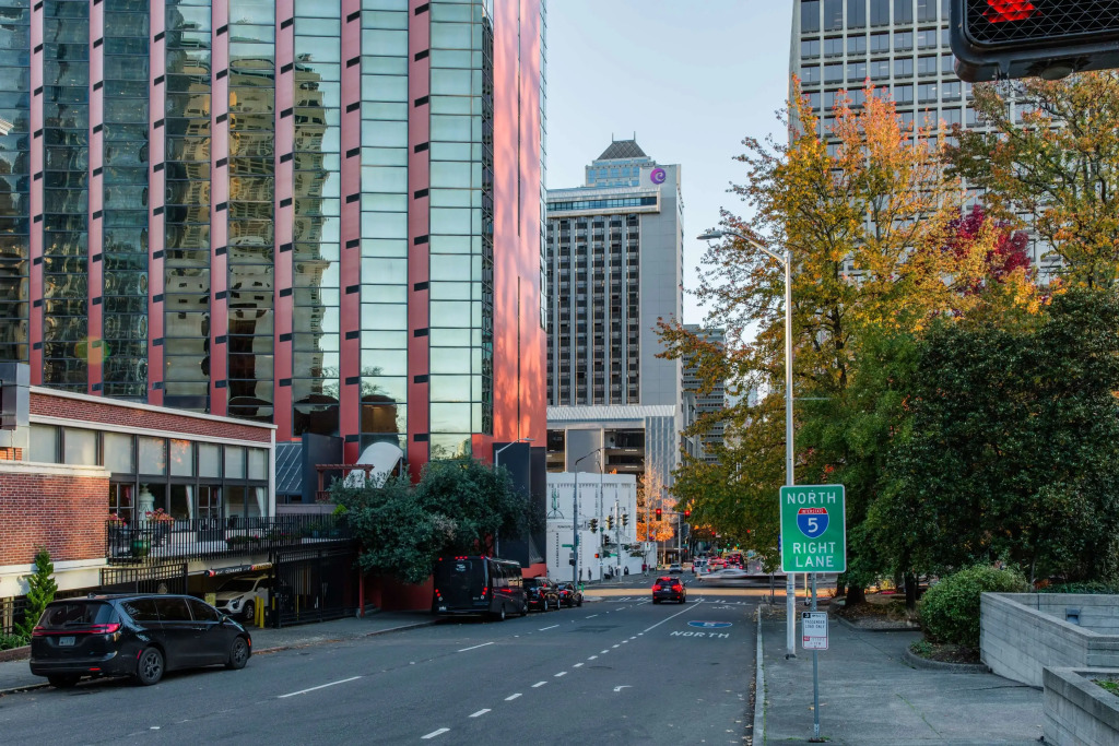 Coast Seattle Downtown Hotel by APA
