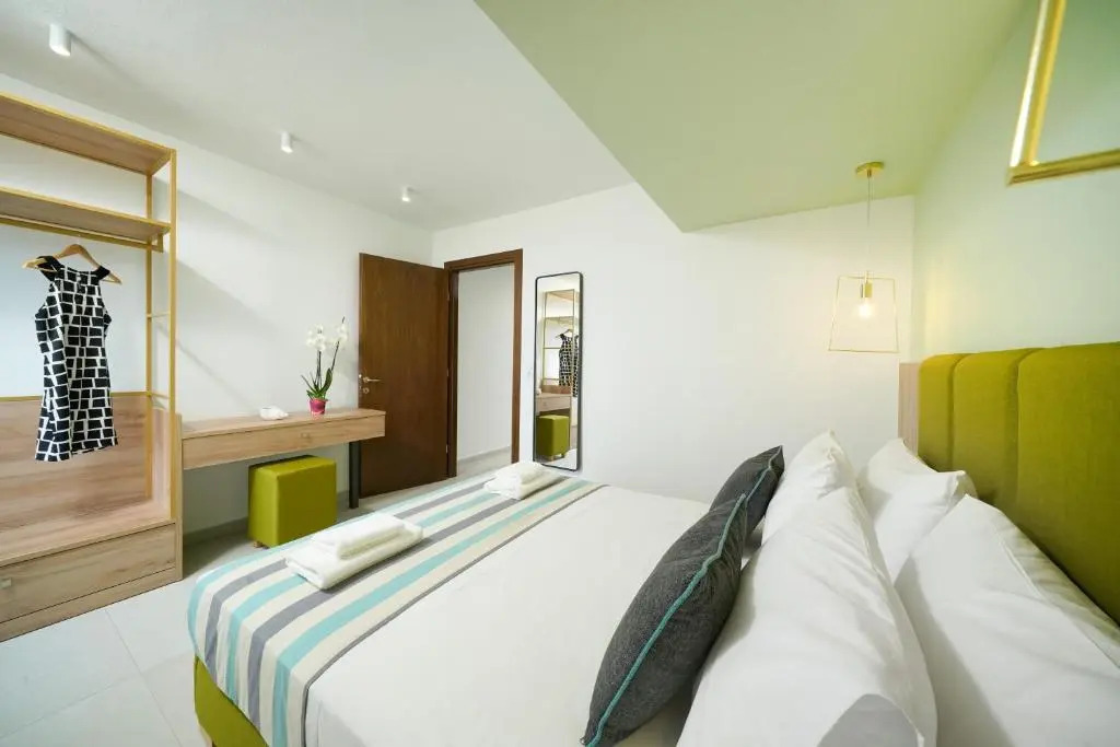 Miracle Suites by Klisma beach