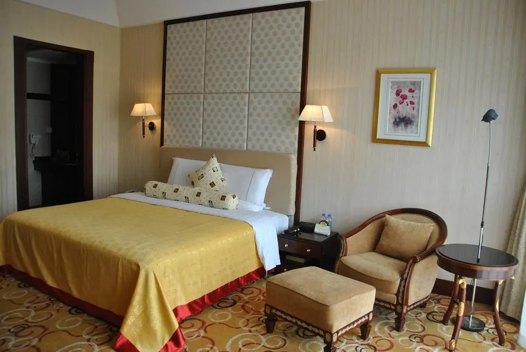 Regal Riviera Hotel