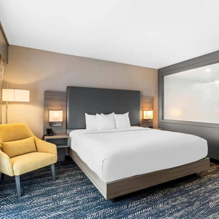 Hourglass Hotel, Trademark Collection by Wyndham