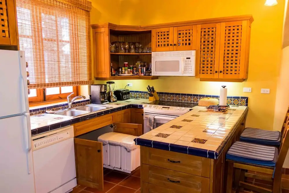 Casa Pequena 1 BR by Casago