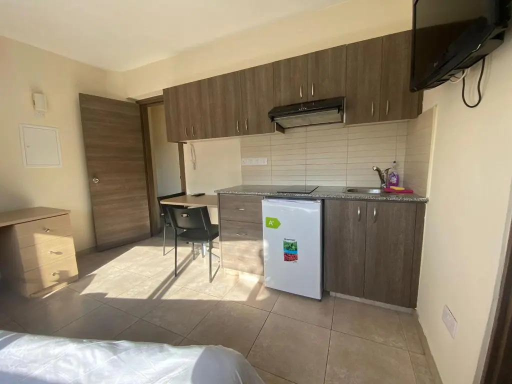 Modern studio in the historic center near beach