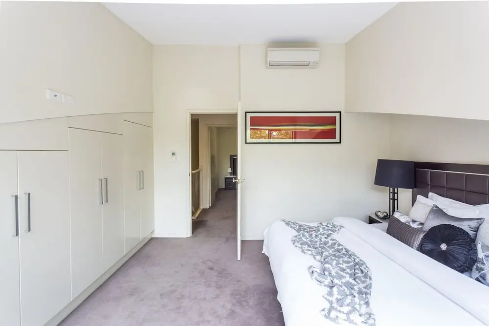 Wentworth Park Apartments