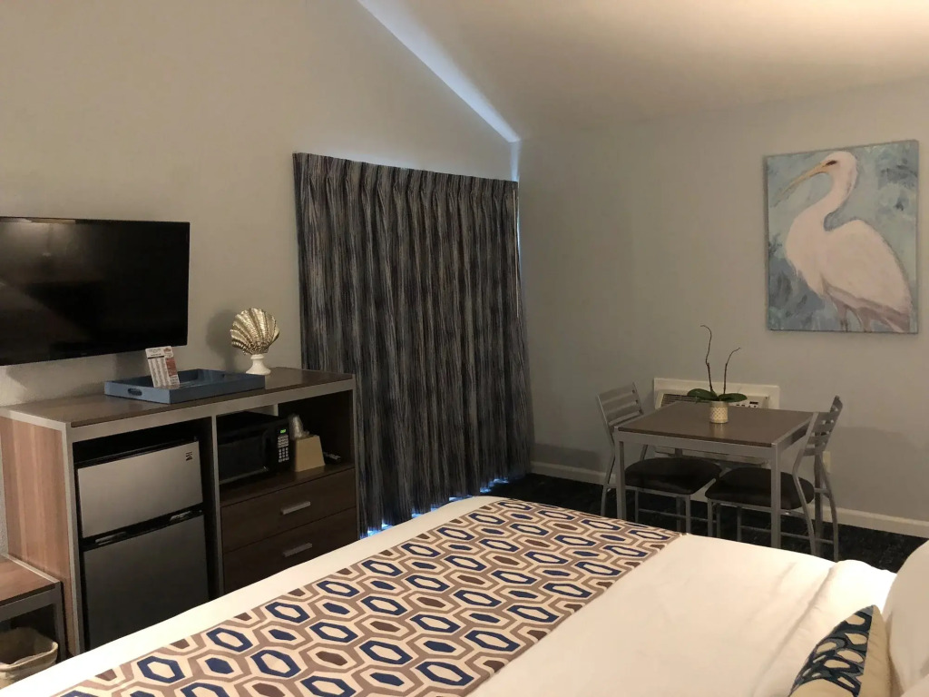 Sand Dollar Inn
