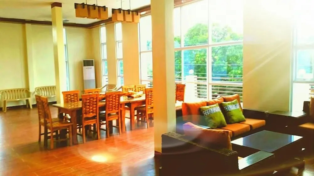 The Inn at Calayo