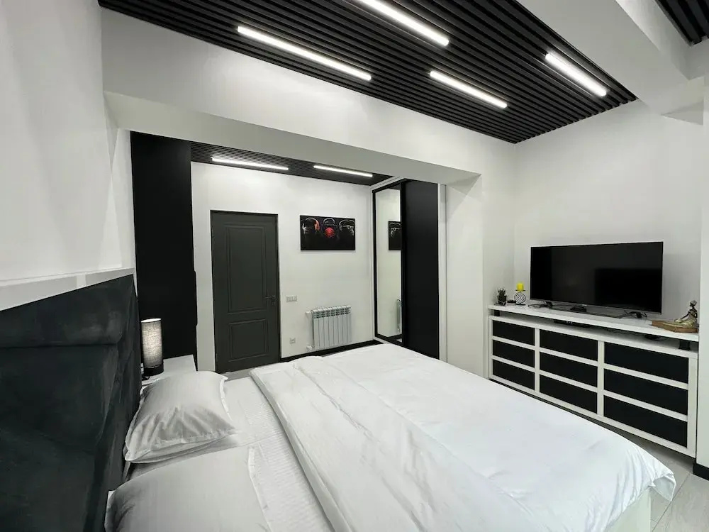 Apartment by Luxe Group MA777