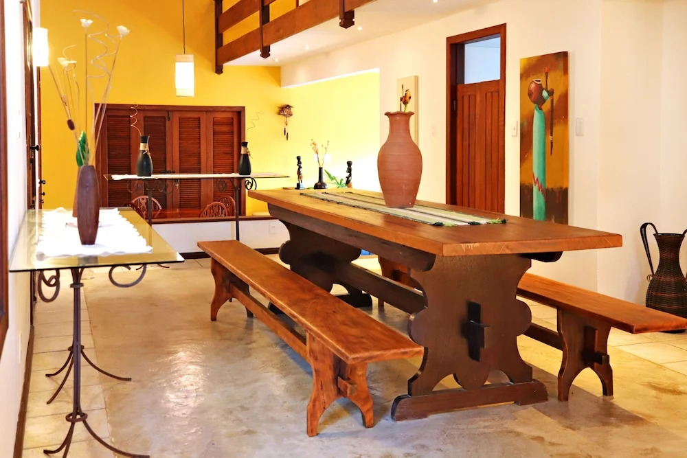 Pousada Arraial Colonial, Localizada no Centrinho e de Fácil Acesso a Praia e a Rua Mucugê