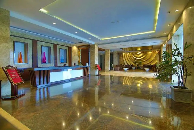 Millionaire Hotel & Resort