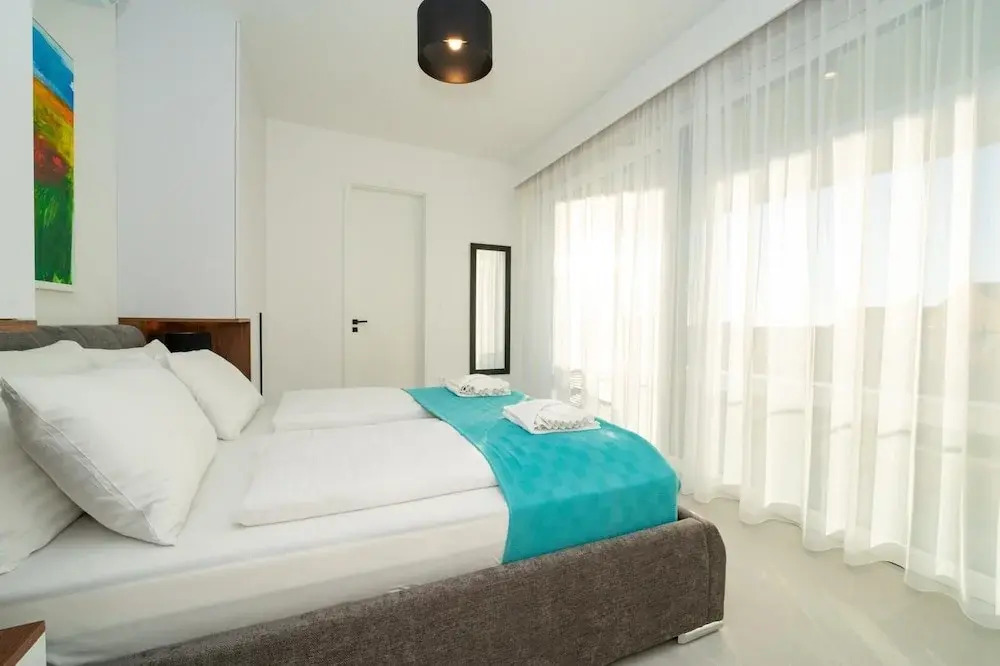 Elegant Villa Cataleya with private pool and sauna