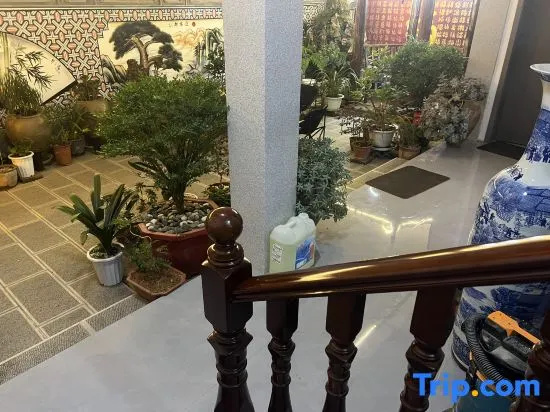 Weishan Fuxi Courtyard Homestay