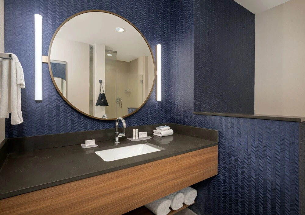 Fairfield Inn & Suites by Marriott Madison