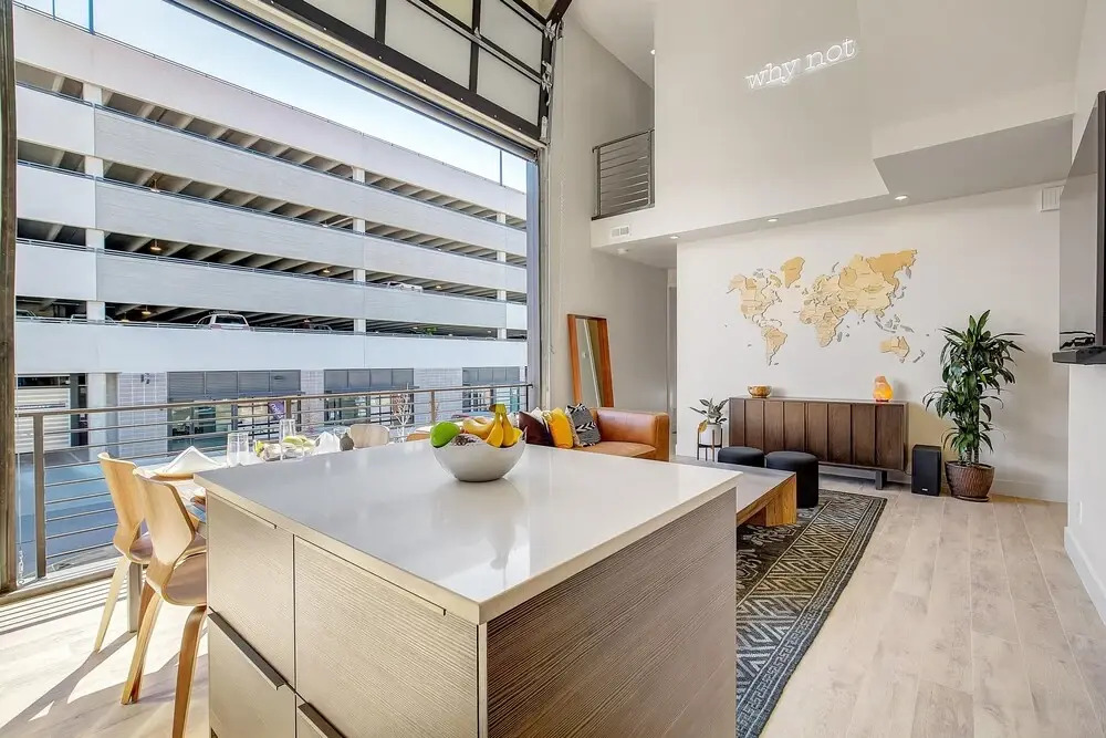 Amazingly Sleek Rino Pad - Stunning Mountain Views