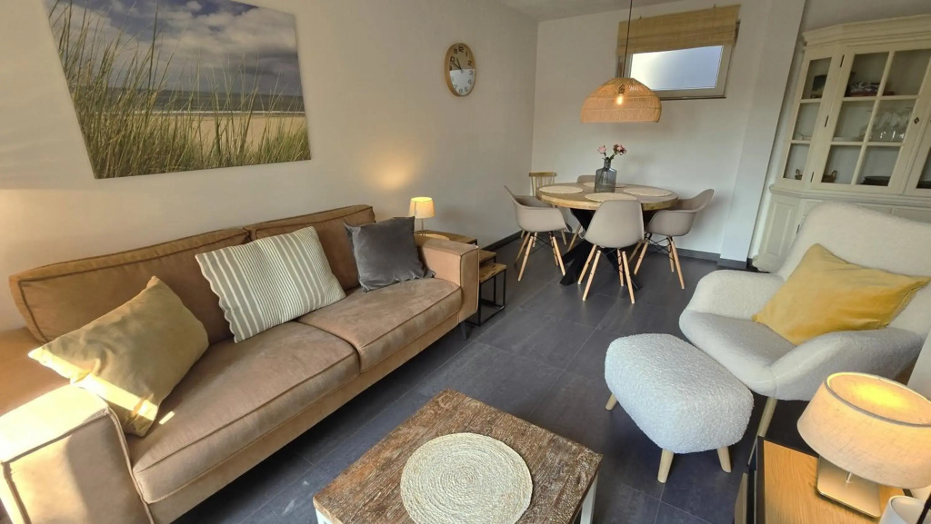 DPO40 Modern holiday home just 2 min from the beach