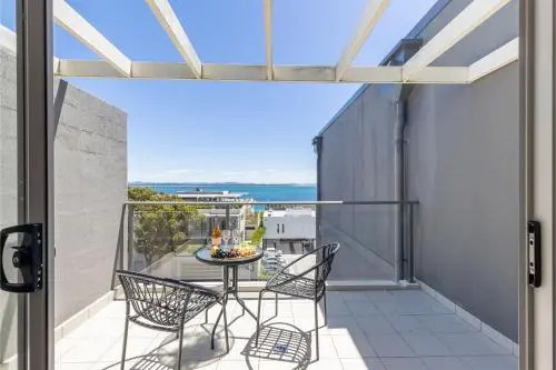 Avra Seabreeze', 503/4-8 Bullecourt Street