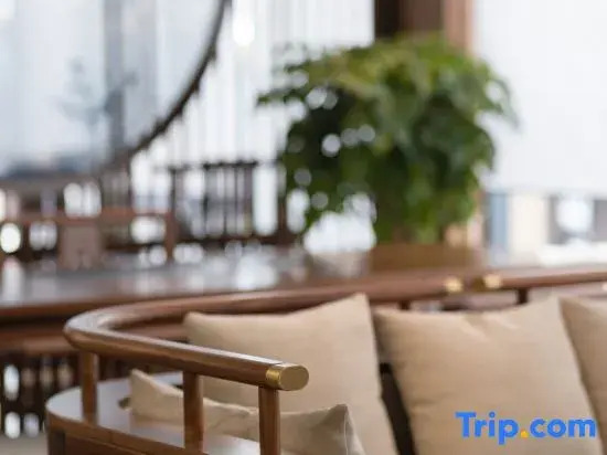 Jiuhua Mountain Flower Garden Homestay