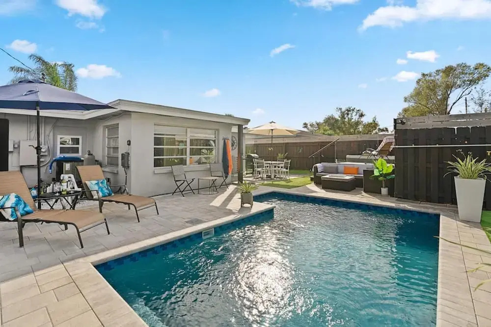 Pool Hottub 5 Miles Clearwater IRB Pet Friendly