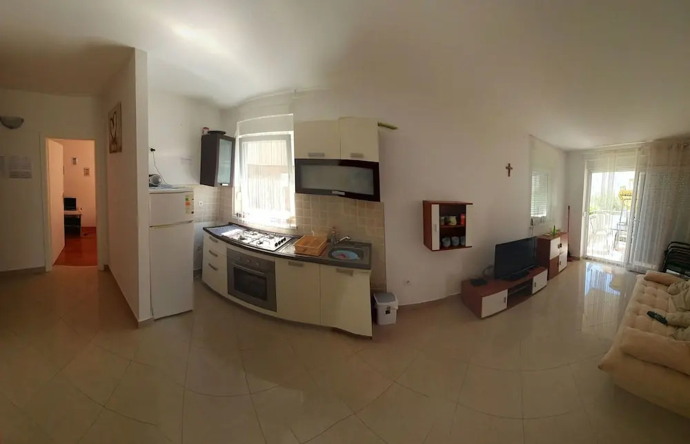 Marcia Apartments