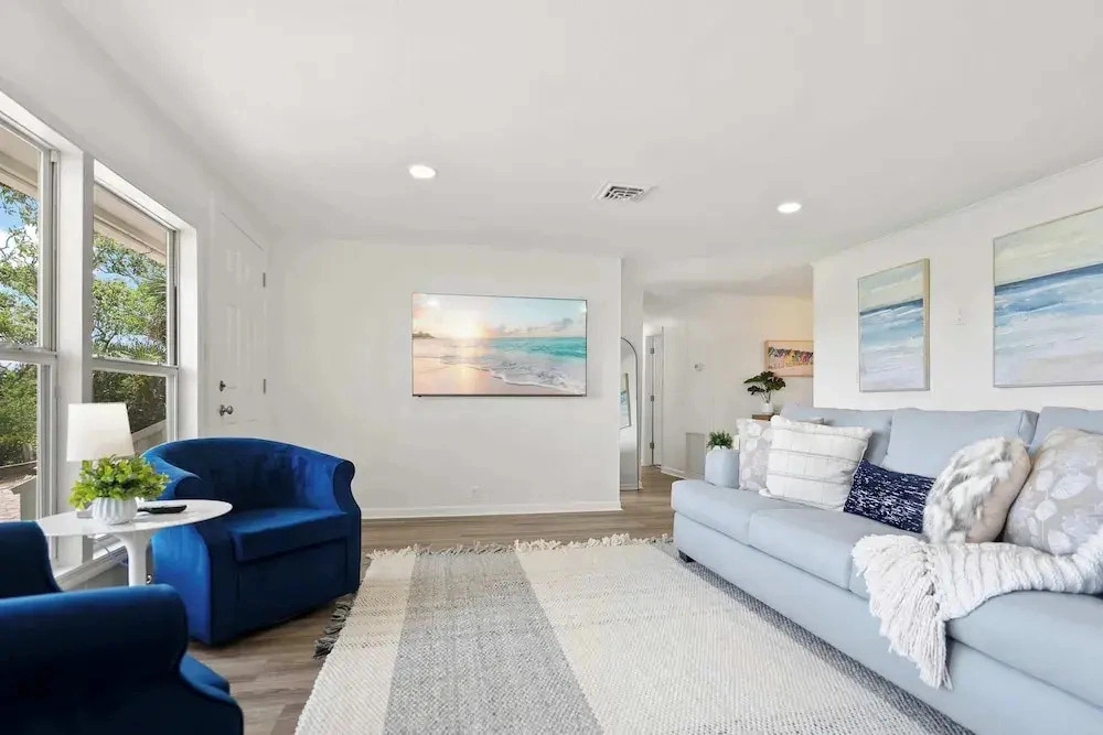 Waterfront Serenity Steps to Beach Fire Pit BBQ