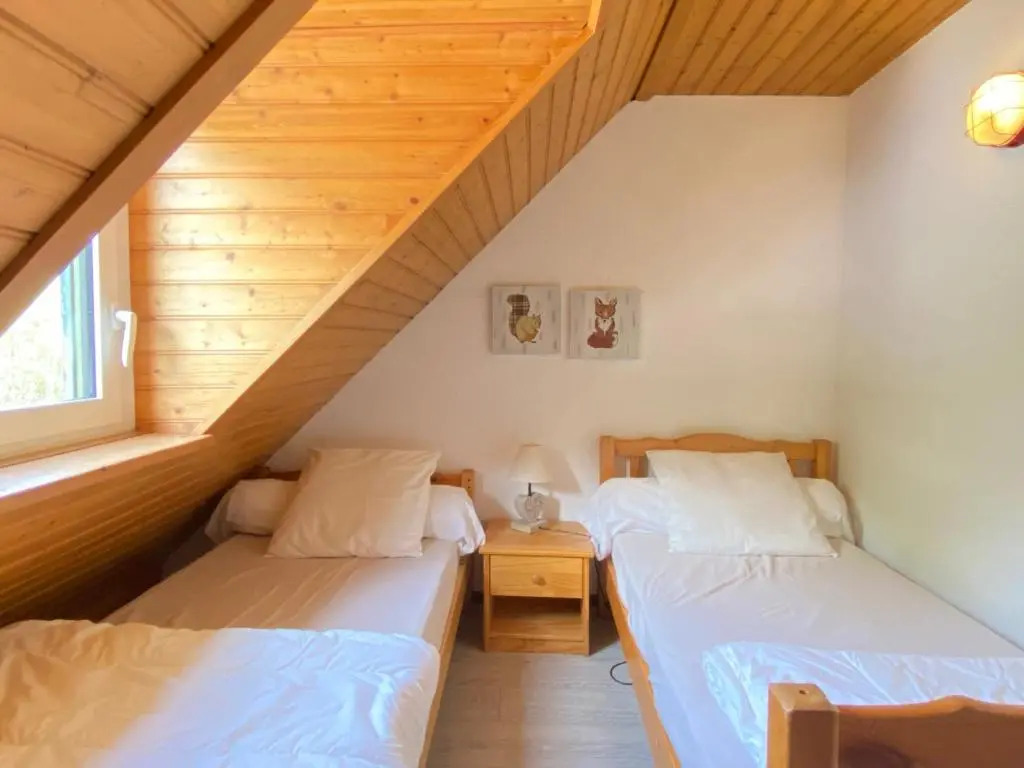 Le 103. Chalet 3 chambres. Terrasse. Parking. wifi.