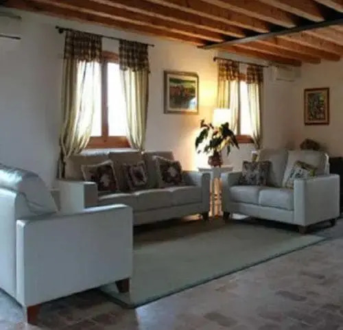 Residenze Di La Dal Fiume