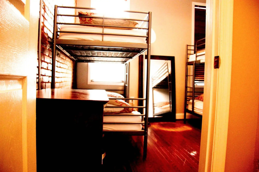 Duo Housing