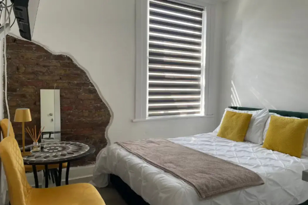 Tottenham City Stays, Opposite Seven Sisters Train Station