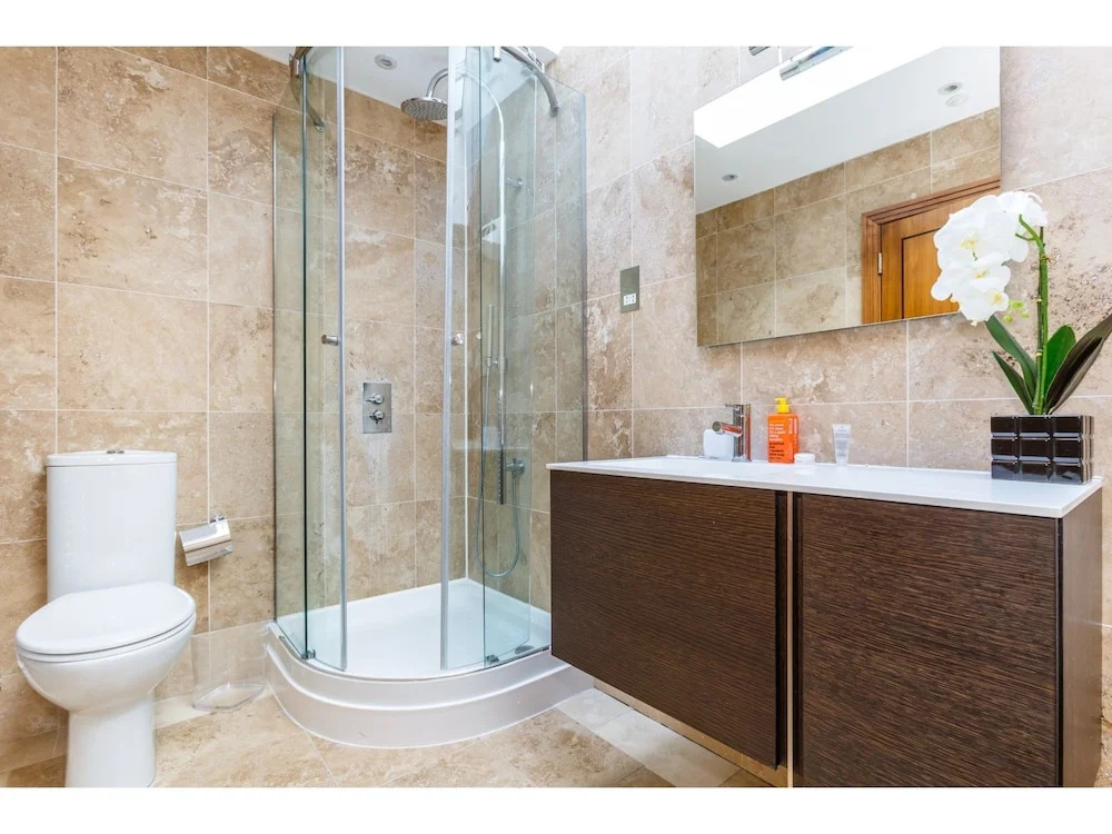 Rare and Gorgeous Hyde Park Mews House Sleeps 8