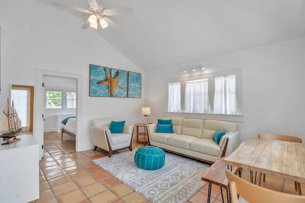 Sarasota, Fl Bungalow Bright & Breezy Coastal Vibes - 10 Mins To White Sand Beaches 2 Bedroom Home by RedAwning