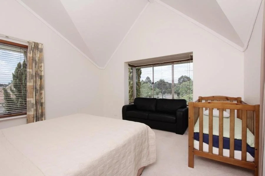 Tea Tree Manor - Perth Holiday Homes