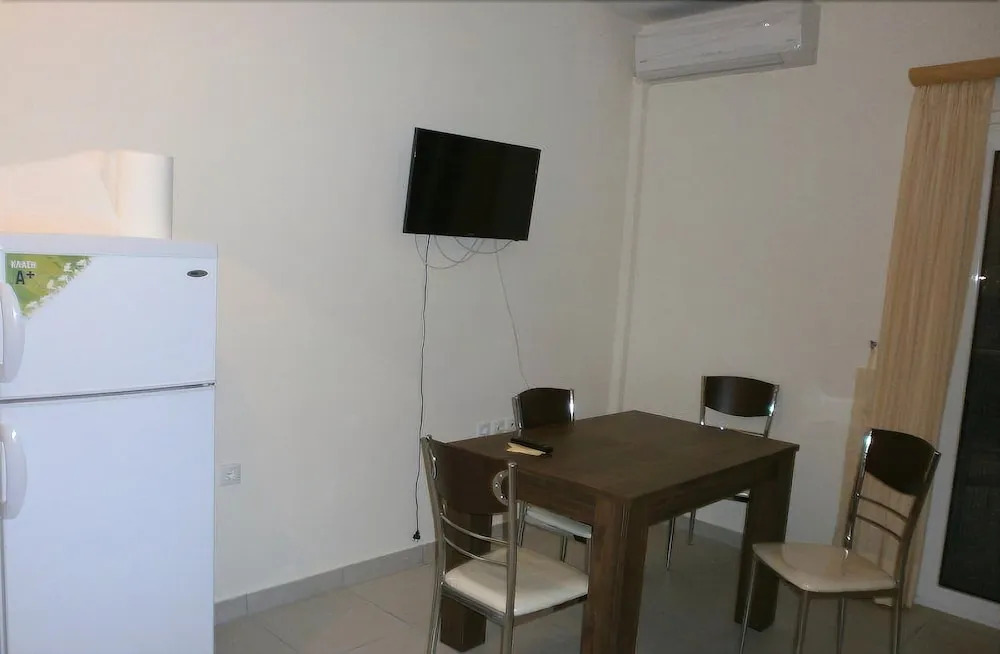Artemis Marina Apartments