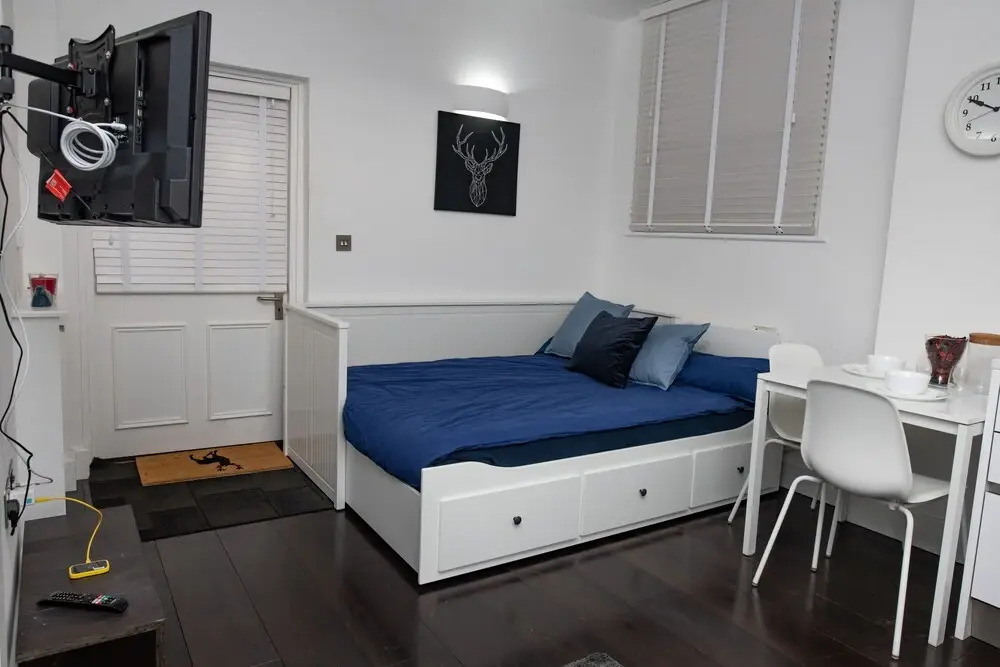Kings Road Apartment 2