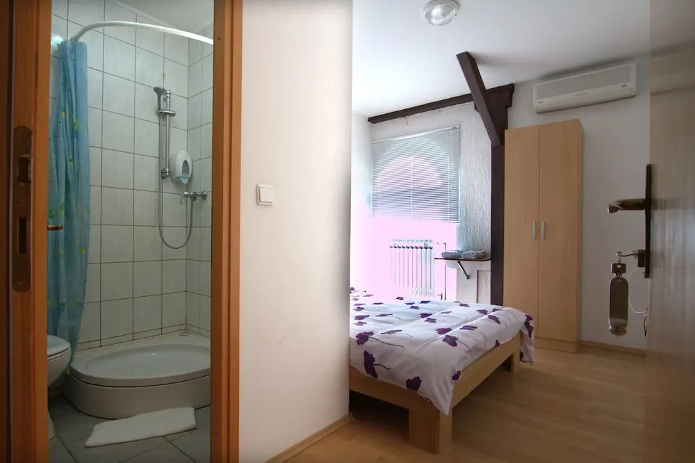 Guest House Ivac Inn Zagreb Airport