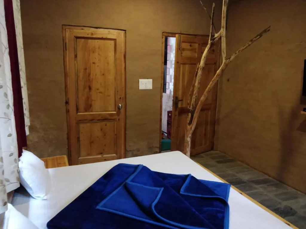 Offbeat Abodes - Tirthan Valley