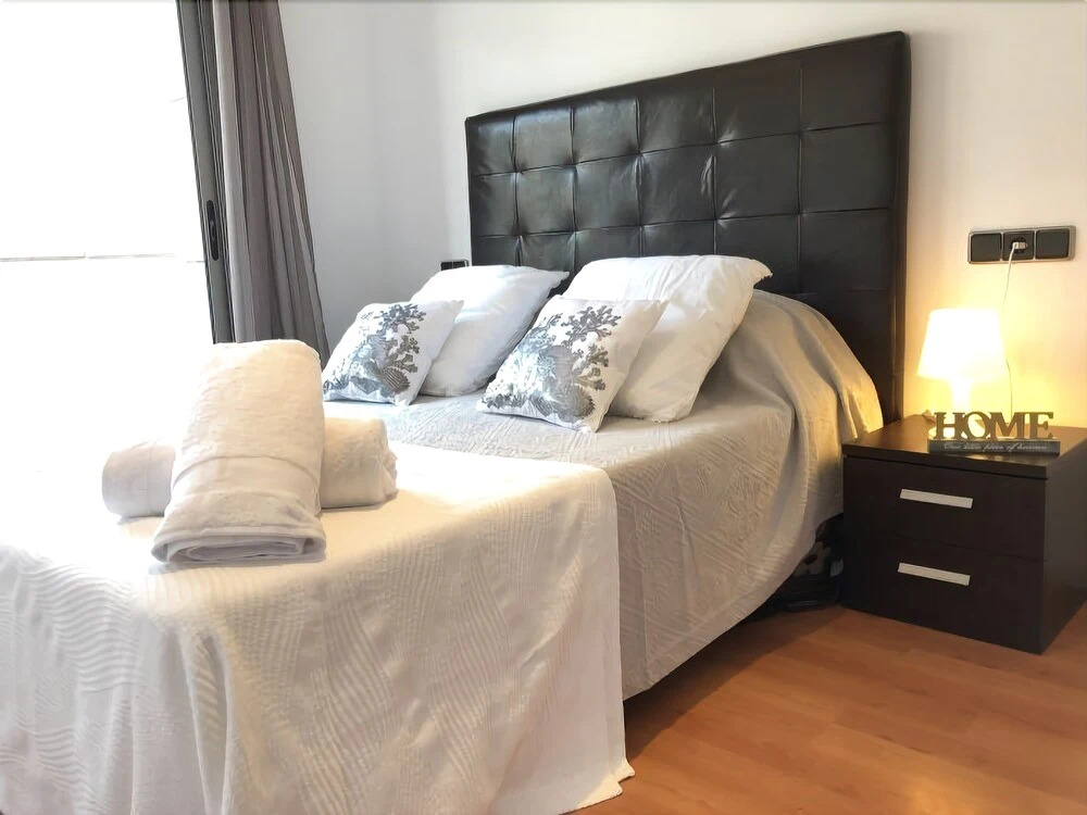 T&H Llevant Family Apartment