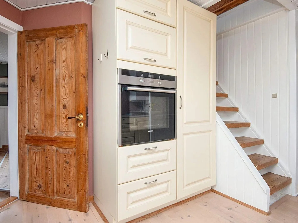 6 person holiday home in Harboøre