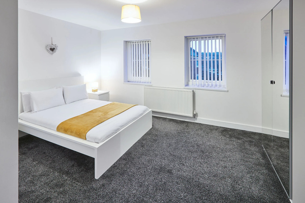 Host   Stay   House 4