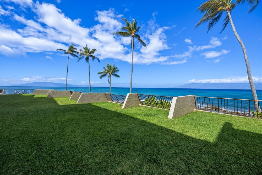 Napili Point Point-front Oceanview Condo - Unit B3 1 Bedroom Condo
