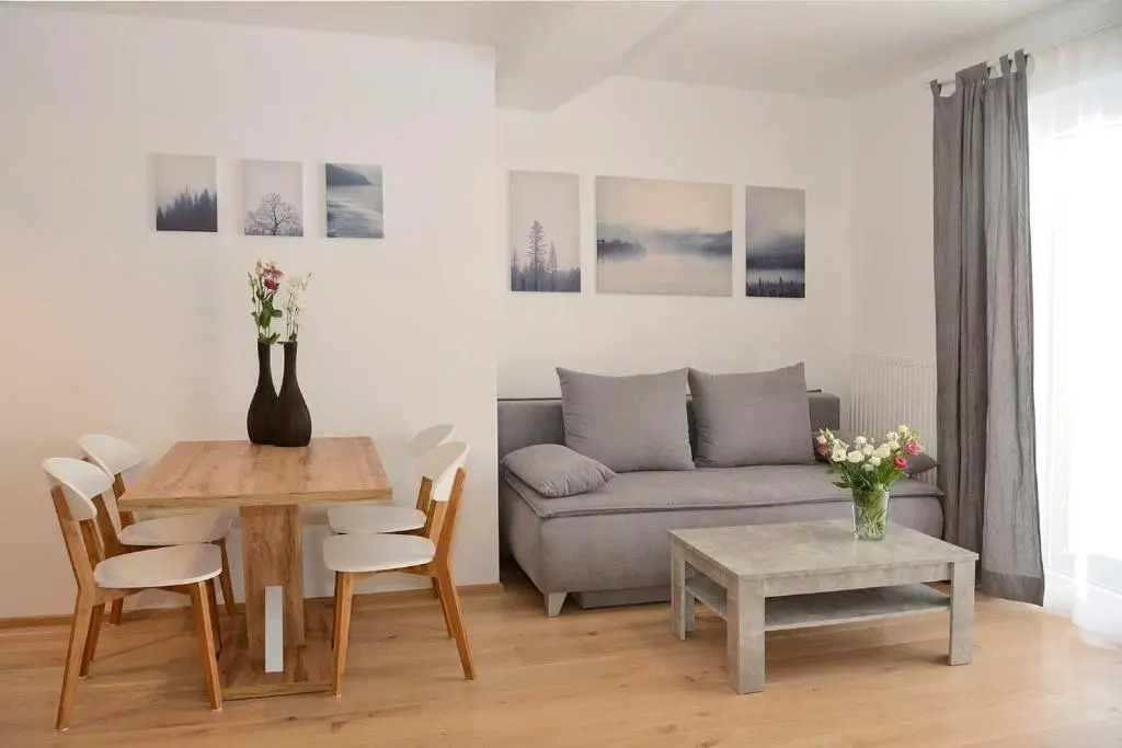 Apartment Serles