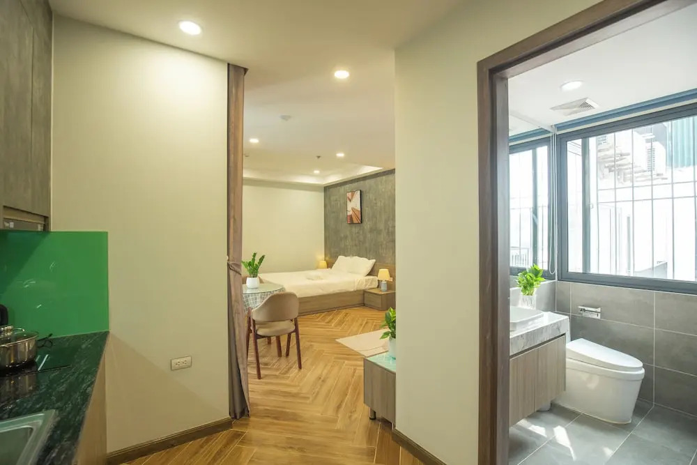 Westlake Emerald Suites