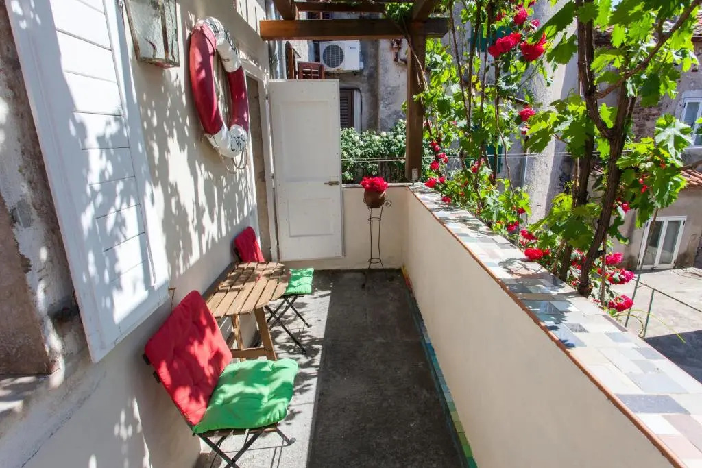 Barbarossa House