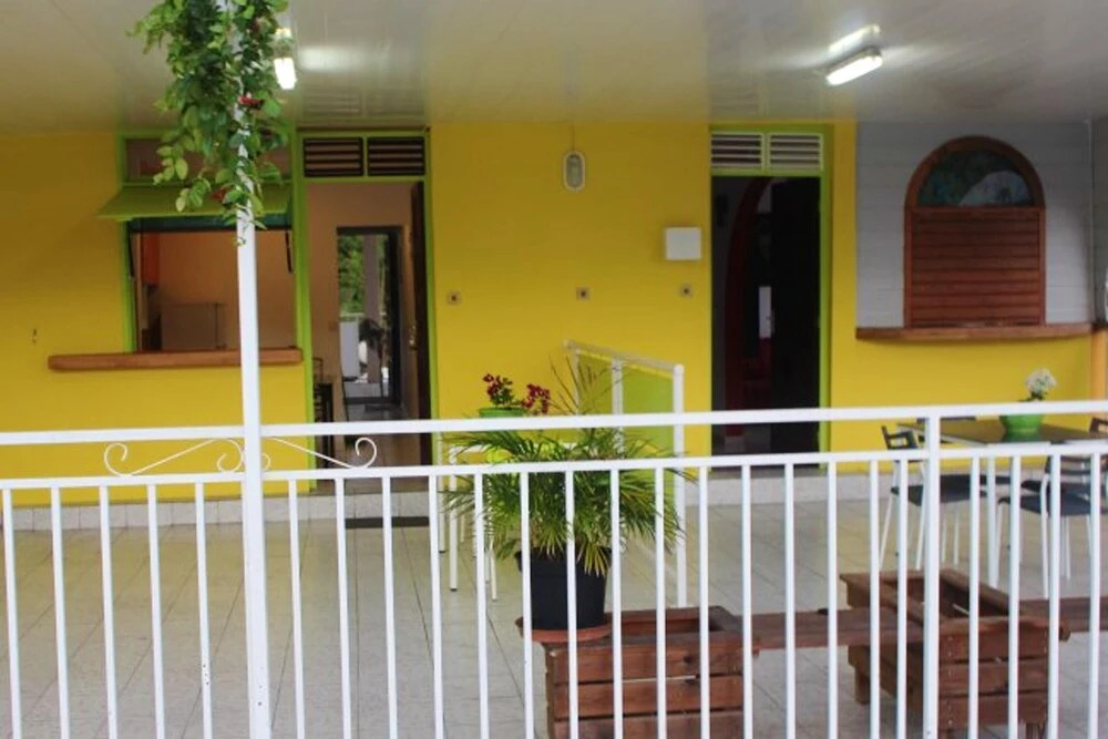 Apartment With One Bedroom In Le Gosier With Furnished Terrace And Wifi 3 Km From The Beach