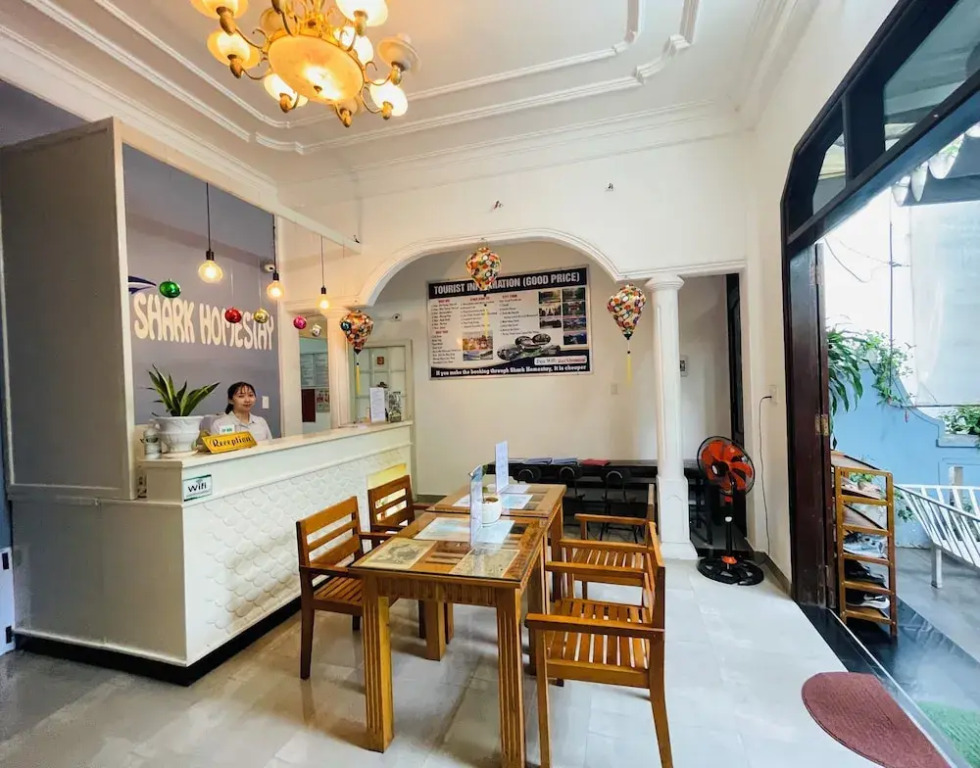 SHARK HOSTEL