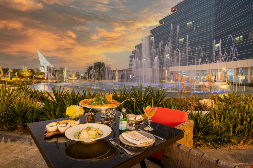 Курортный отель The Art Hotel & Resort