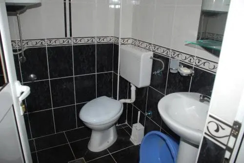 Guest House Nura