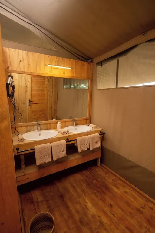 Seregenti Kifaru Tented Lodge