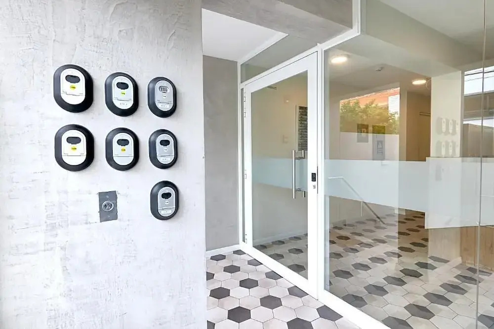 Quark Apartments